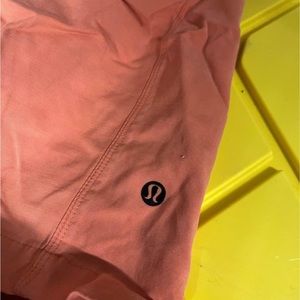 Lululemon Commission Classic Shorts (Men’s Small - Pink Salmon)